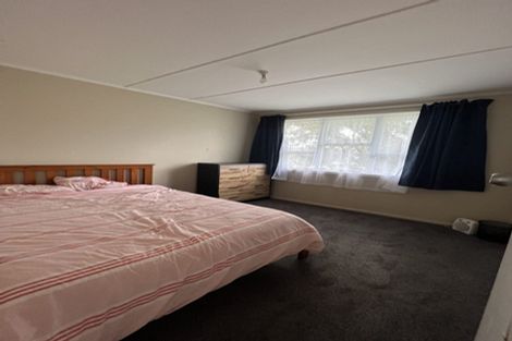 Photo of property in 2 Penguin Grove, Waitangirua, Porirua, 5024