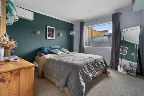 Photo of property in 17b Tuki Street, Titahi Bay, Porirua, 5022