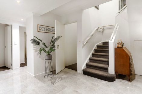 Photo of property in 86 Omokoroa Road, Omokoroa, 3114