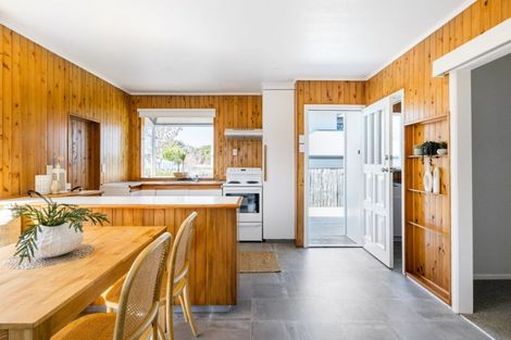 Photo of property in 60 Southsea Crescent, Silverdale, Hamilton, 3216