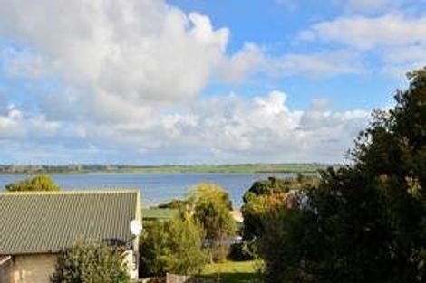 Photo of property in 10 Sunningdale Street, Wattle Downs, Auckland, 2103