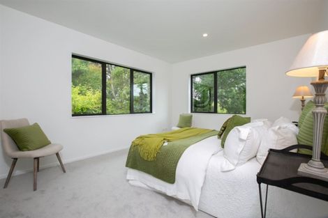 Photo of property in 15 Ti Kouka Place, Te Atatu Peninsula, Auckland, 0610