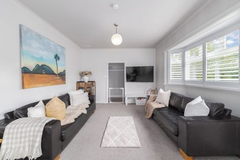 Photo of property in 15 Aorangi Road, Bryndwr, Christchurch, 8053