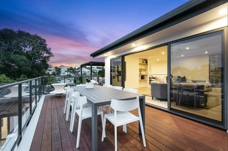 Photo of property in 35 Palmer Crescent, Mission Bay, Auckland, 1071