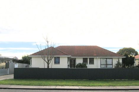 Photo of property in 1112 Jellicoe Street, Mayfair, Hastings, 4122