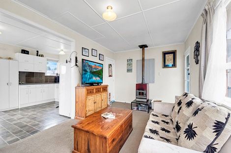 Photo of property in 6 Elliott Crescent, Owhata, Rotorua, 3010