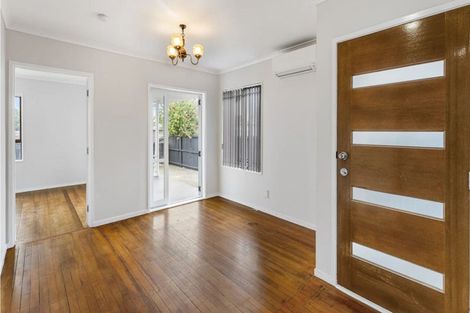 Photo of property in 169 Russell Road, Manurewa, Auckland, 2102