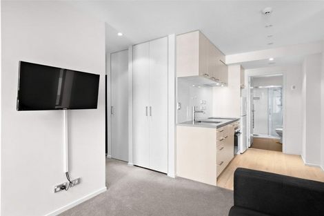 Photo of property in Queen's Residences, 2004/8 Airedale Street, Auckland Central, Auckland, 1010