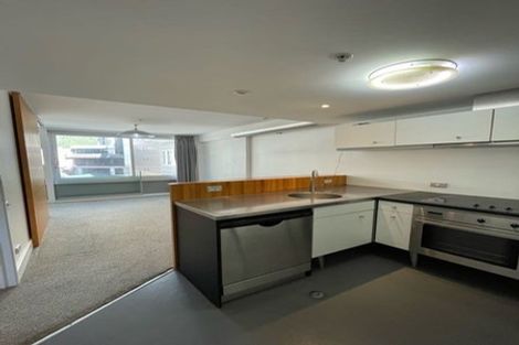 Photo of property in St Pauls Apartments, 31/43 Mulgrave Street, Thorndon, Wellington, 6011