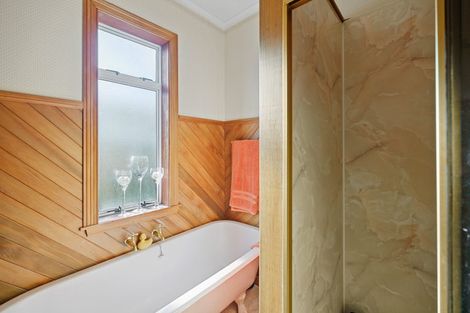 Photo of property in 24 Richmond Street, Fitzroy, New Plymouth, 4312