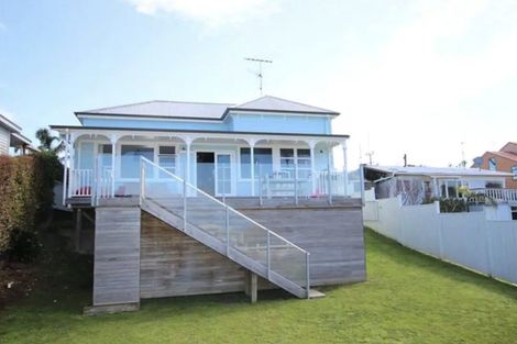 Photo of property in 1047 Whangaparaoa Road, Tindalls Beach, Whangaparaoa, 0930