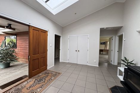 Photo of property in 1435 Old North Road, Helensville, 0875