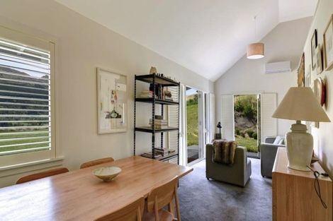 Photo of property in 40 Toka Road, Dalefield, Queenstown, 9371