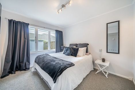 Photo of property in 1/15a Lane Street, Wallaceville, Upper Hutt, 5018