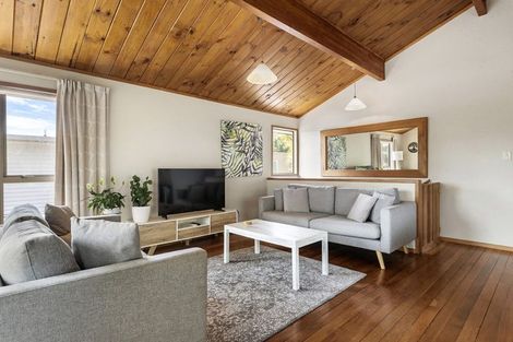 Photo of property in 22 Surville Place, Mairangi Bay, Auckland, 0630