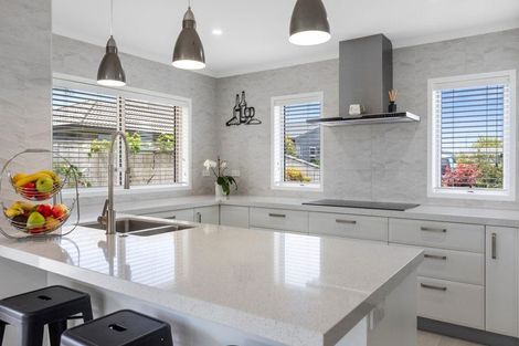 Photo of property in 30 Cupples Street, Papamoa Beach, Papamoa, 3118