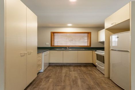 Photo of property in 2/14 Springfield Road, St Albans, Christchurch, 8014