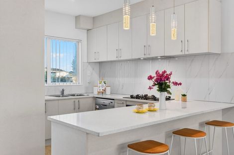 Photo of property in 62 Pencaitland Drive, Flat Bush, Auckland, 2019