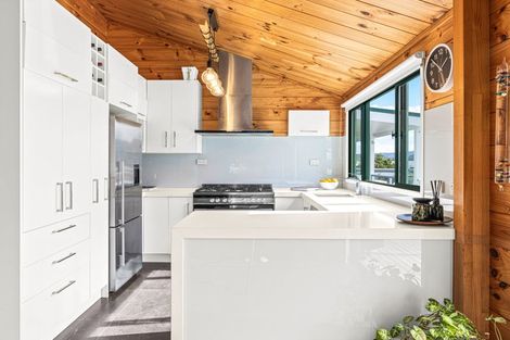 Photo of property in 201 Omaha Drive, Omaha, 0986