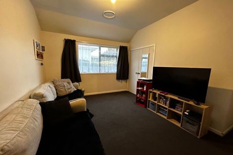 Photo of property in 73 Bell Road, Waiwhetu, Lower Hutt, 5010