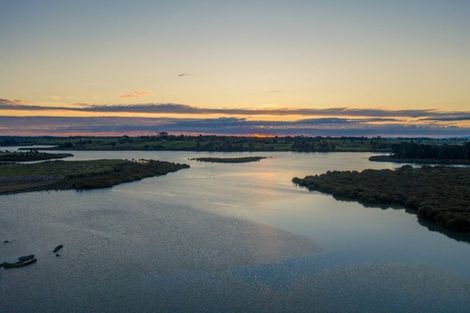 Photo of property in 42 Evergreen Parade, Rosehill, Papakura, 2113