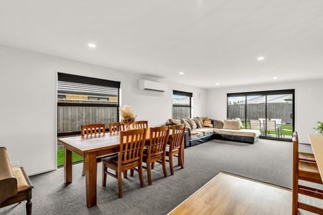 Photo of property in 34 Eileen Way, Rolleston, 7615