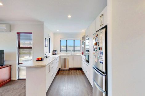 Photo of property in 129 Kennedy Road, Pyes Pa, Tauranga, 3112