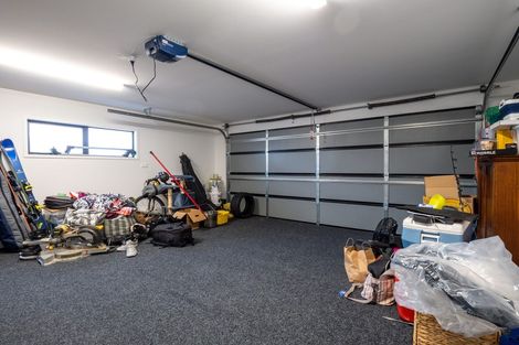 Photo of property in 13 Howden Drive, Jacks Point, 9371