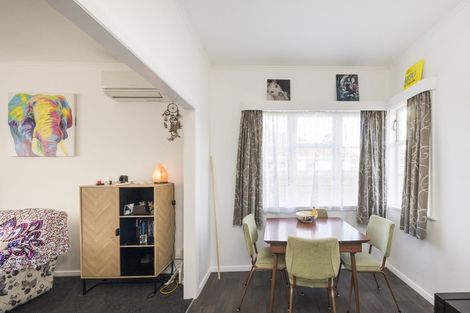 Photo of property in 2 Koromiko Avenue, Roslyn, Palmerston North, 4414