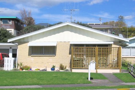 Photo of property in 76a Vale Street, Otumoetai, Tauranga, 3110