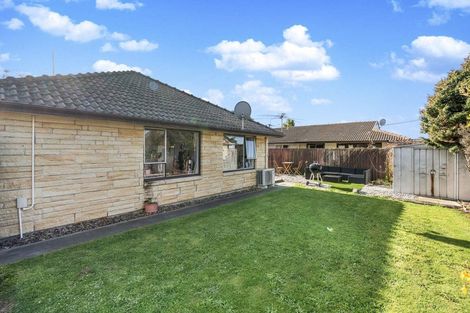 Photo of property in 2/18 Peer Street, Upper Riccarton, Christchurch, 8041