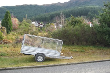 Photo of property in 16 Avalon Crescent, Fernhill, Queenstown, 9300