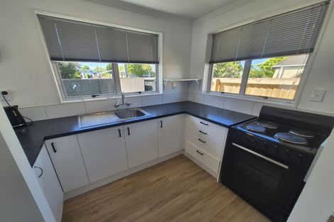 Photo of property in 1/46 Prestons Road, Redwood, Christchurch, 8051