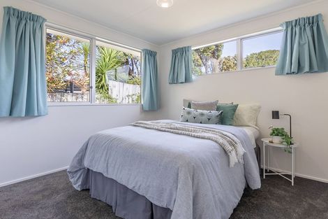 Photo of property in 11 Kanawa Street, Waikanae, 5036