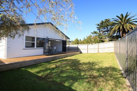 Photo of property in 2/53 Lancaster Road, Beach Haven, Auckland, 0626