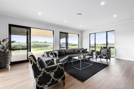 Photo of property in 28 Old Vintners Close, Te Kauwhata, 3782