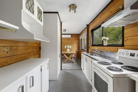 Photo of property in 68 Omapere Street, Whitby, Porirua, 5024