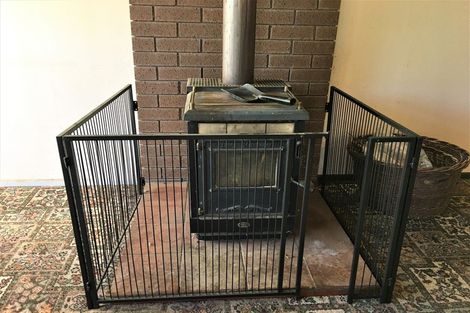 Photo of property in 2 Perkins Street, Stirling, 9231