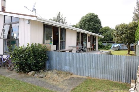 Photo of property in 43 Strathmore Avenue, Levin, 5510