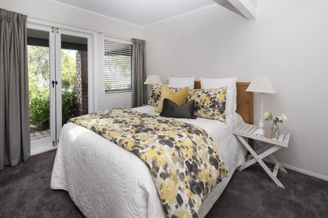 Photo of property in 9 Colleen Court, Cockle Bay, Auckland, 2014