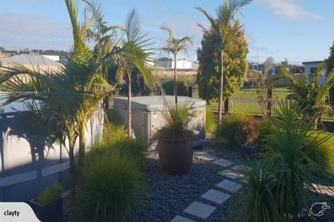 Photo of property in 222 Lakes Boulevard, Pyes Pa, Tauranga, 3112