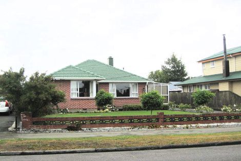 Photo of property in 155 Gayhurst Road, Dallington, Christchurch, 8061