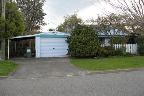 Photo of property in 48 Jellicoe Street, Greytown, 5712
