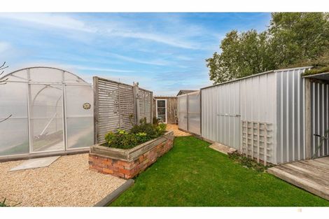 Photo of property in 8 Moorhouse Street, Waimate, 7924