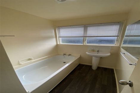 Photo of property in 38 Kuaka Crescent, Bromley, Christchurch, 8062