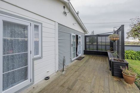 Photo of property in 121 Hokio Beach Road, Levin, 5510