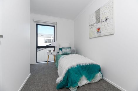 Photo of property in 34 Nugget Avenue, Hobsonville, Auckland, 0616