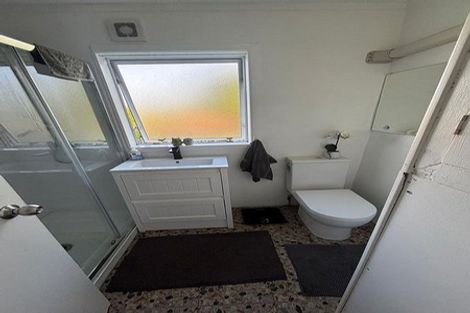 Photo of property in 808 East Coast Road, Oteha, Auckland, 0630