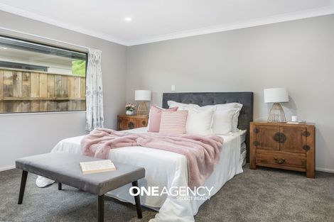 Photo of property in 27 Moonsail Drive, Whitby, Porirua, 5024