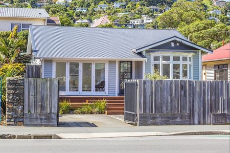 Photo of property in 99 The Parade, Island Bay, Wellington, 6023